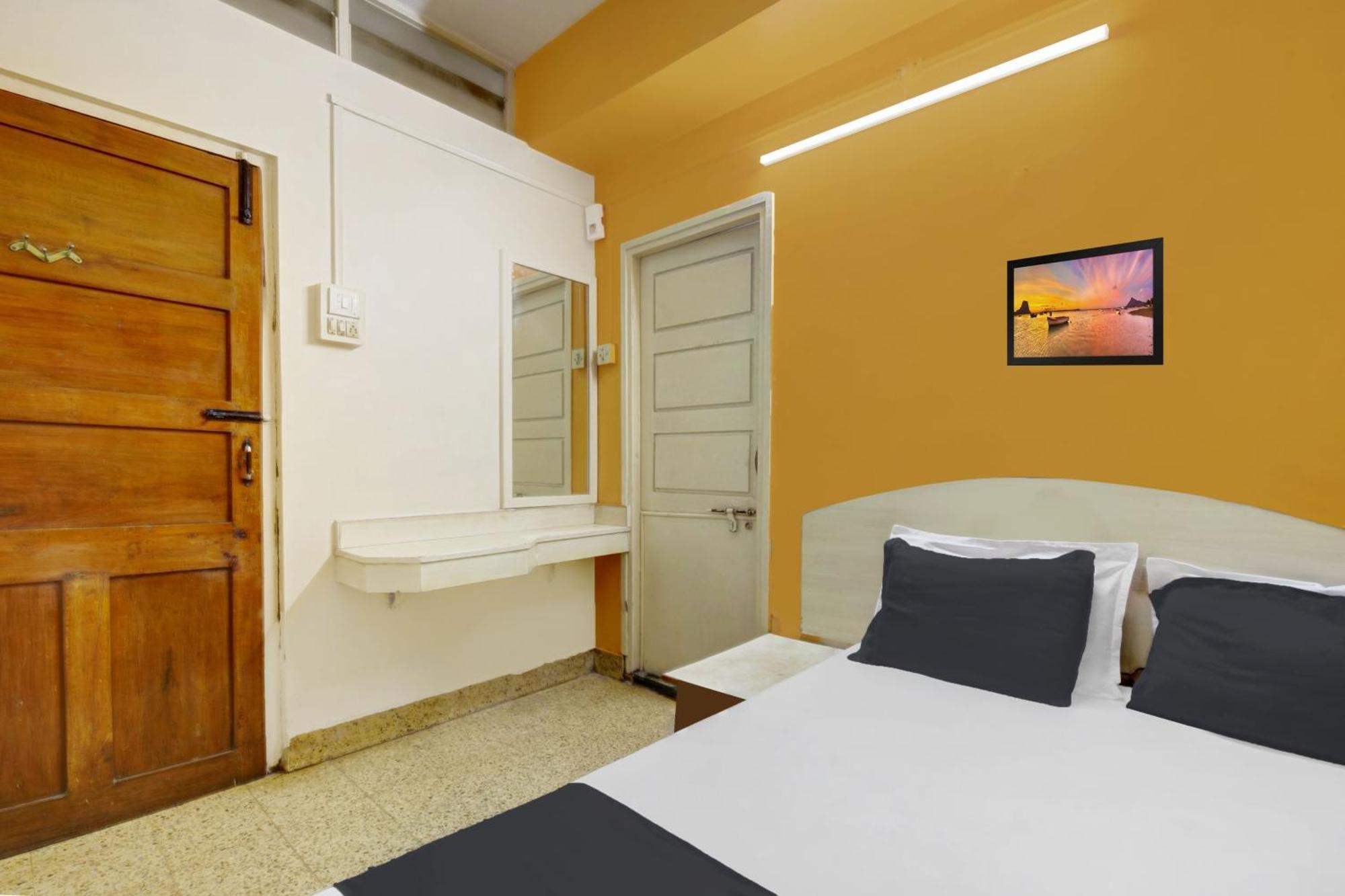 Spot On Shree Ram Residency Hotel Hubli Exterior photo